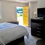 Inn On 17