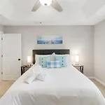 Lake Retreat Near Savannah