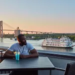 The Cotton Sail Hotel Savannah - Tapestry Collection By Hilton