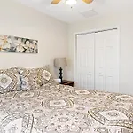 535 E Liberty Lane Carriage House