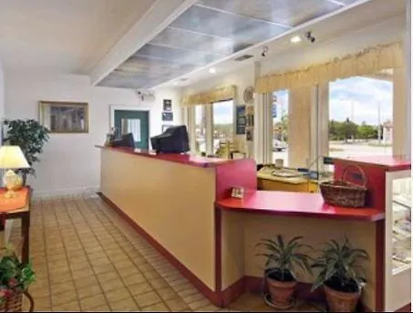Days Inn Savannah - Oglethorpe Mall/Midtown