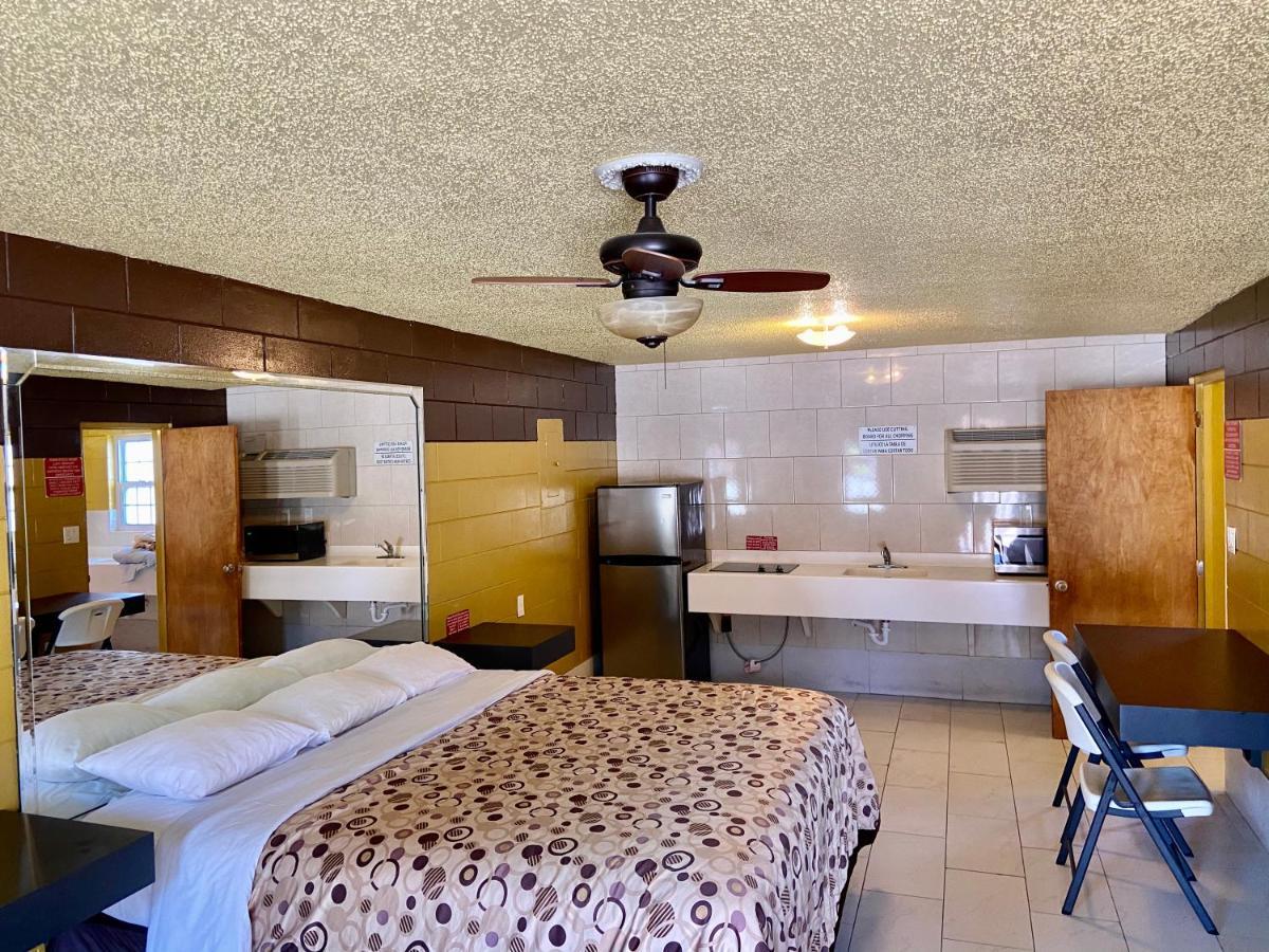 Savannah And Savannah Port Area Hotel