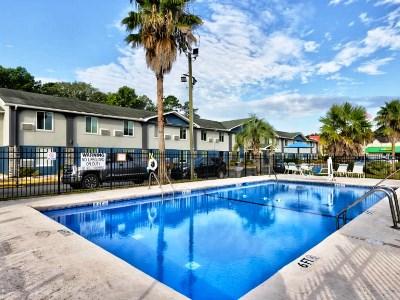 Days By Wyndham Gateway I-95