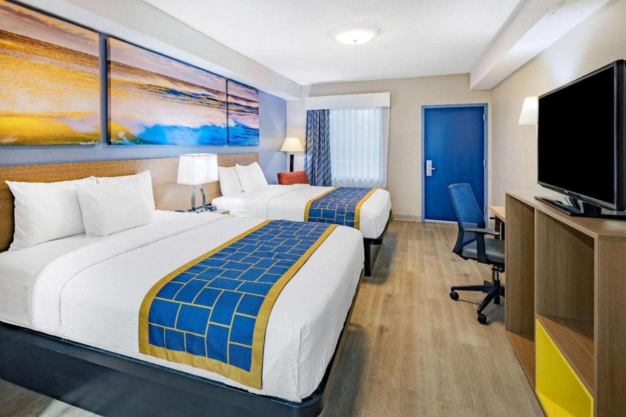 Days & By Wyndham Midtown Motel 2*