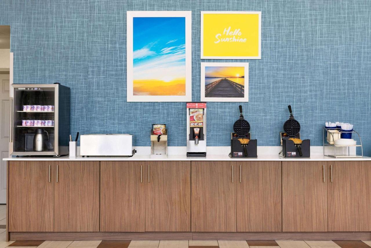 Days & By Wyndham Midtown 2* Savannah