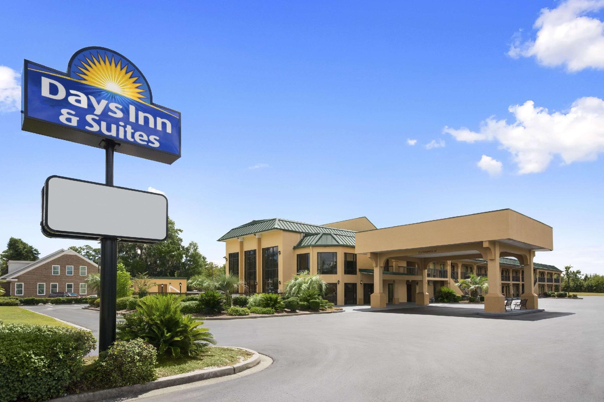 Days & By Wyndham Midtown Motel Savannah
