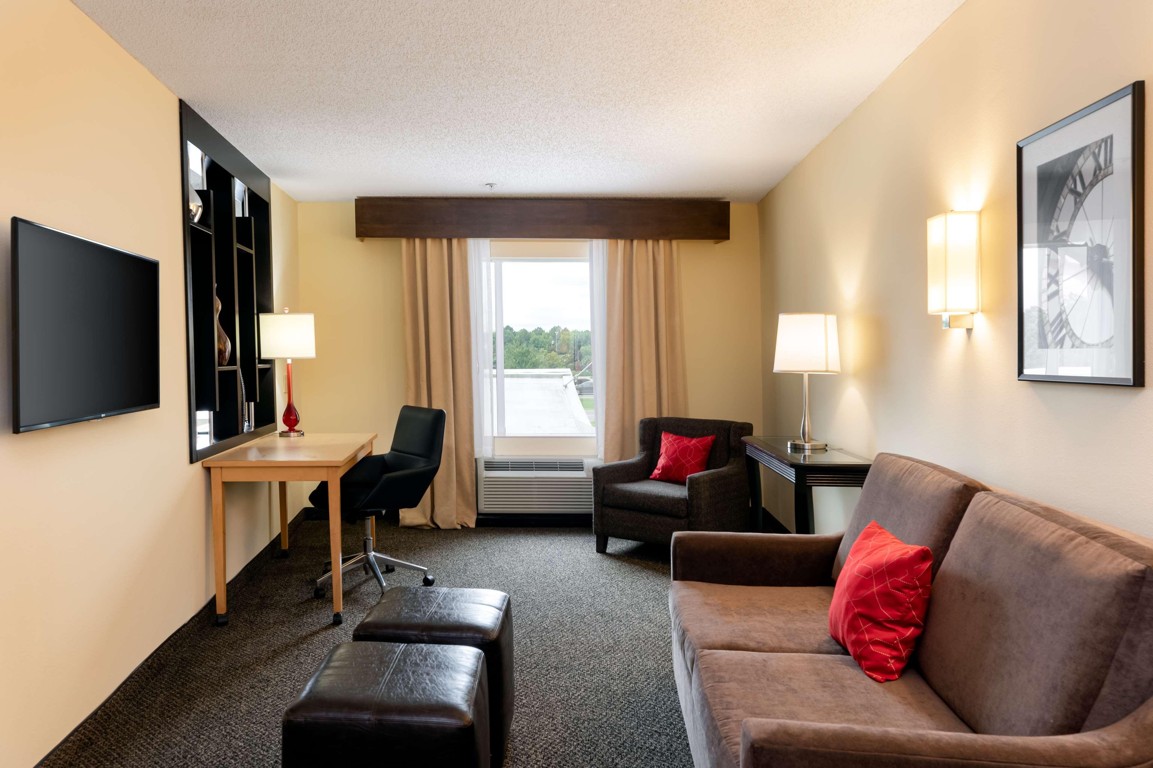 Doubletree By Hilton Airport Savannah