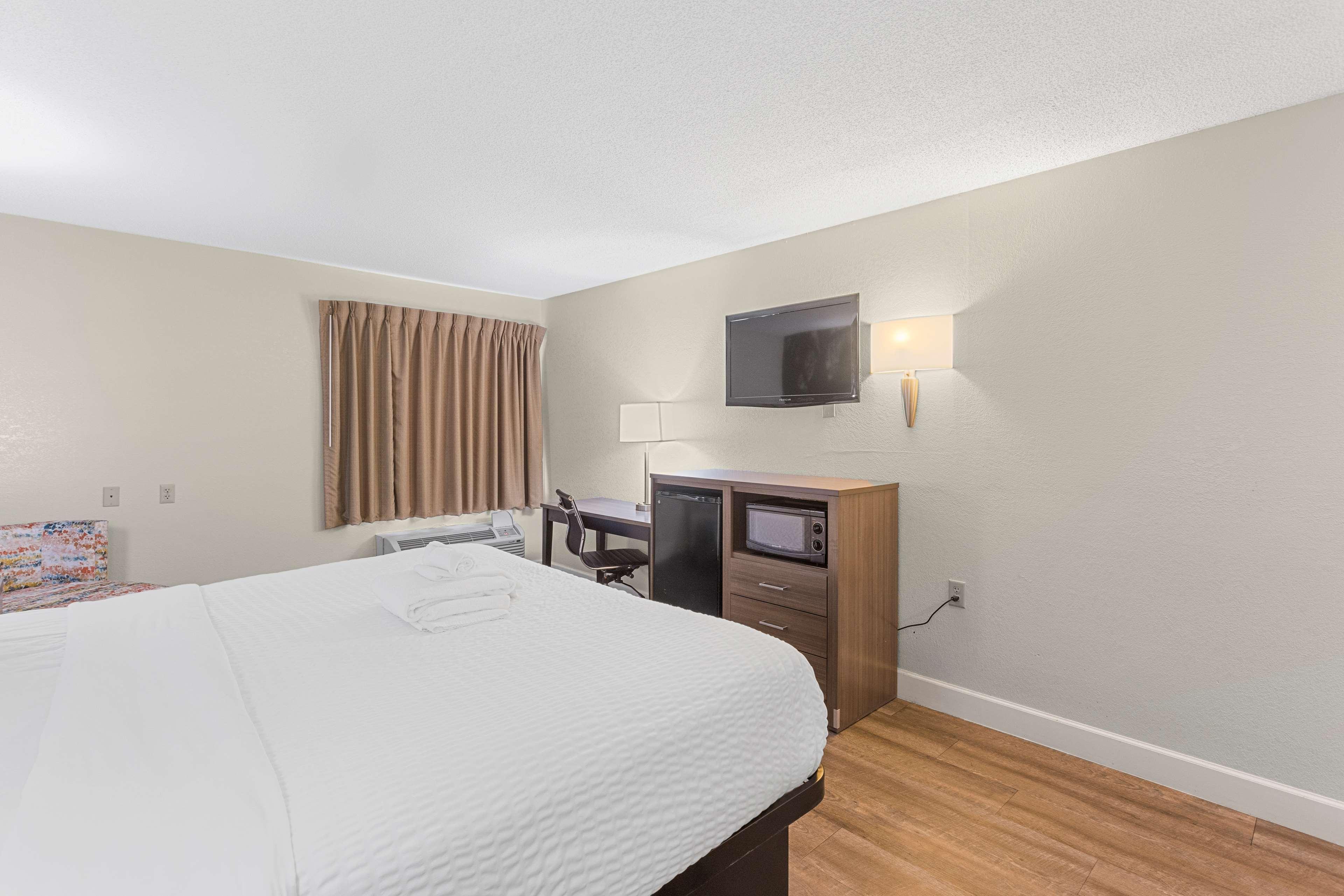 Glo Western Savannah-gateway I-95 Hotel 3*