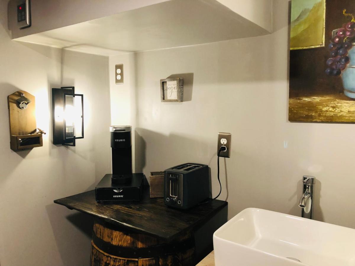 Holiday home Sojourn - Time Travelers Retreat 1853 Savannah