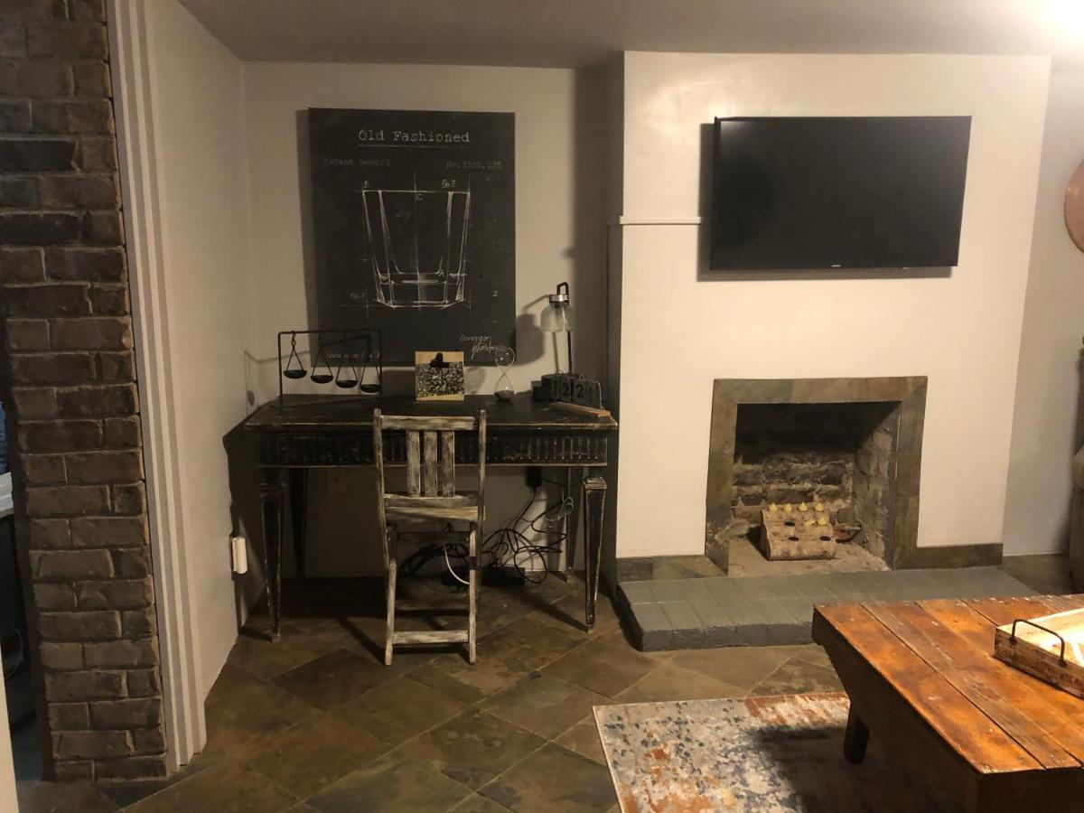 Holiday home Sojourn - Time Travelers Retreat 1853