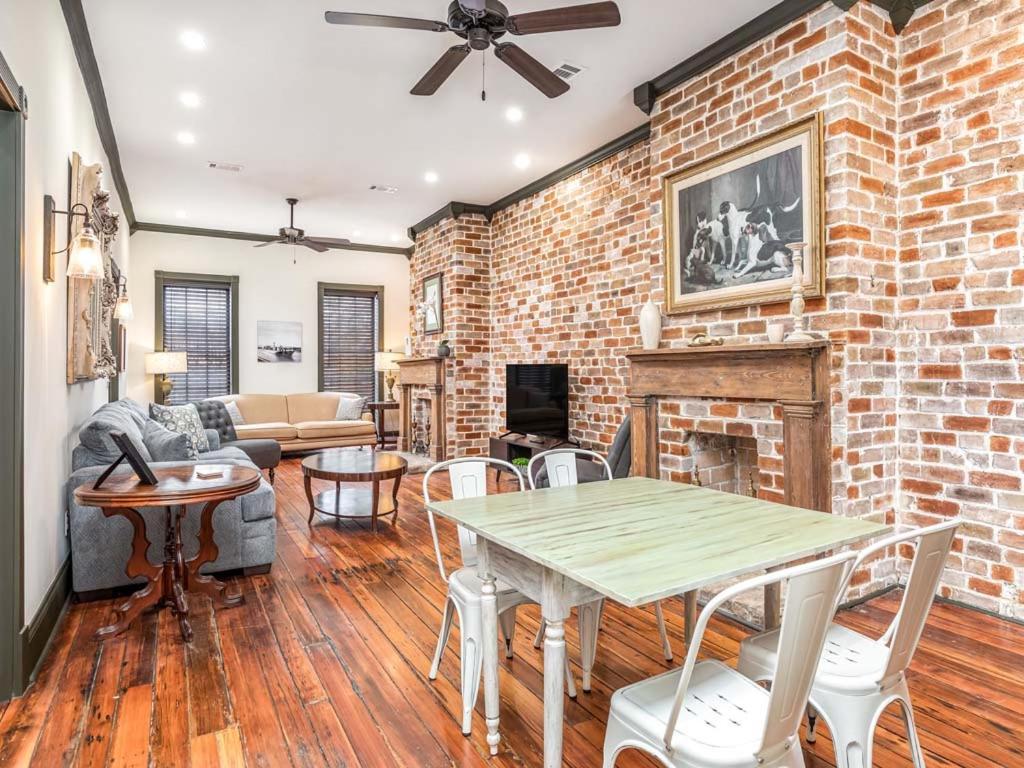 Waldburg Terrace Holiday home Savannah