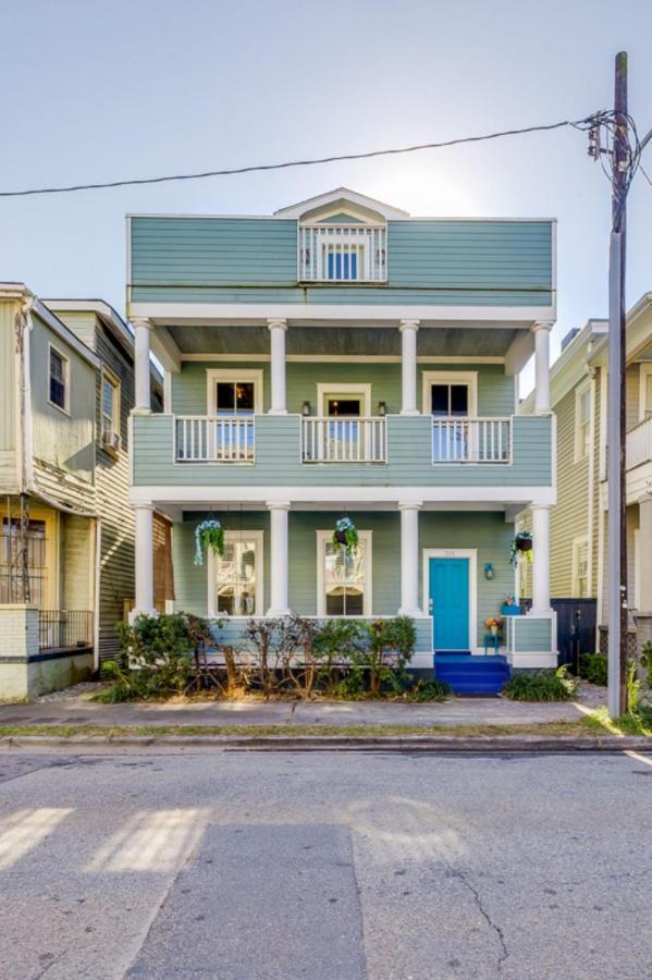 Historic Downtown Patio Retreat