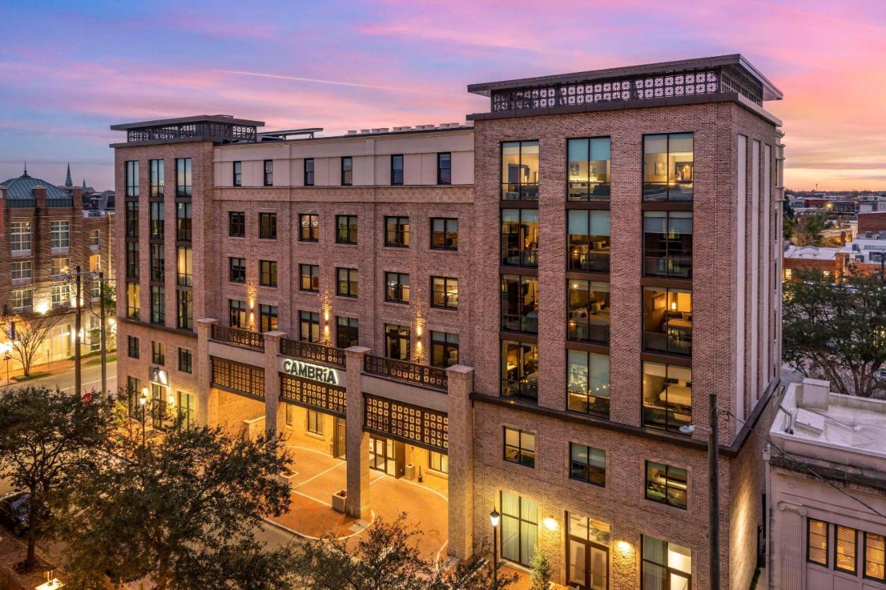Cambria Downtown Historic District Hotel *