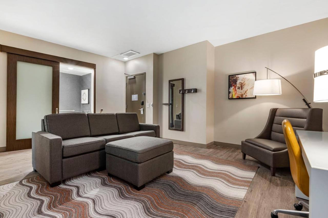 Hotel Cambria Downtown Historic District *