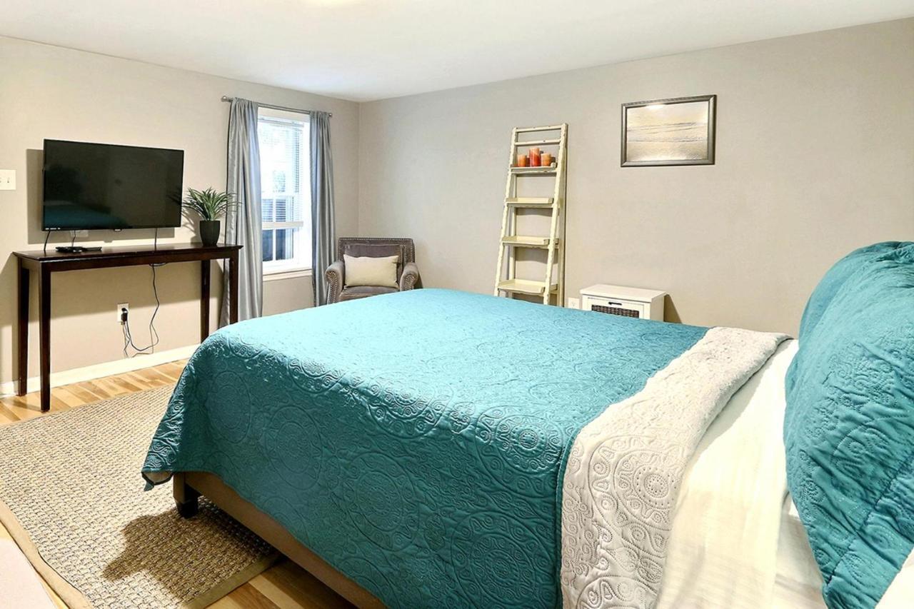 Apartment Oglethorpe Manor Garden Level *