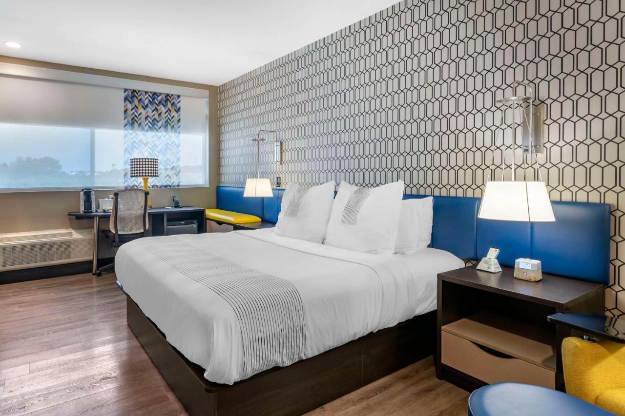 Hotel Glo Western Savannah-gateway I-95 Savannah