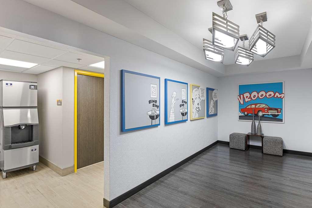 Glo Western Savannah-gateway I-95 Hotel