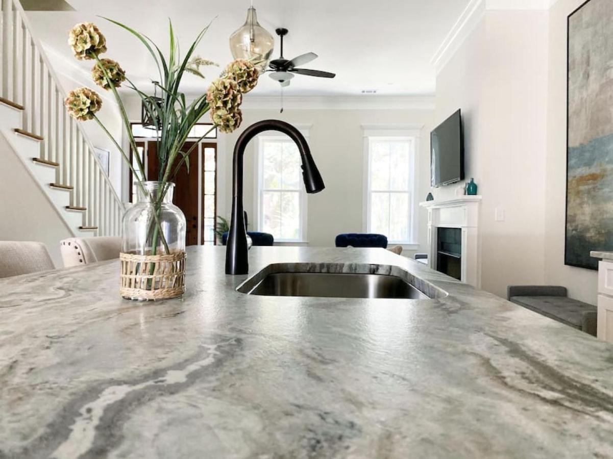Magnolia Estate In Downtown Holiday home *
