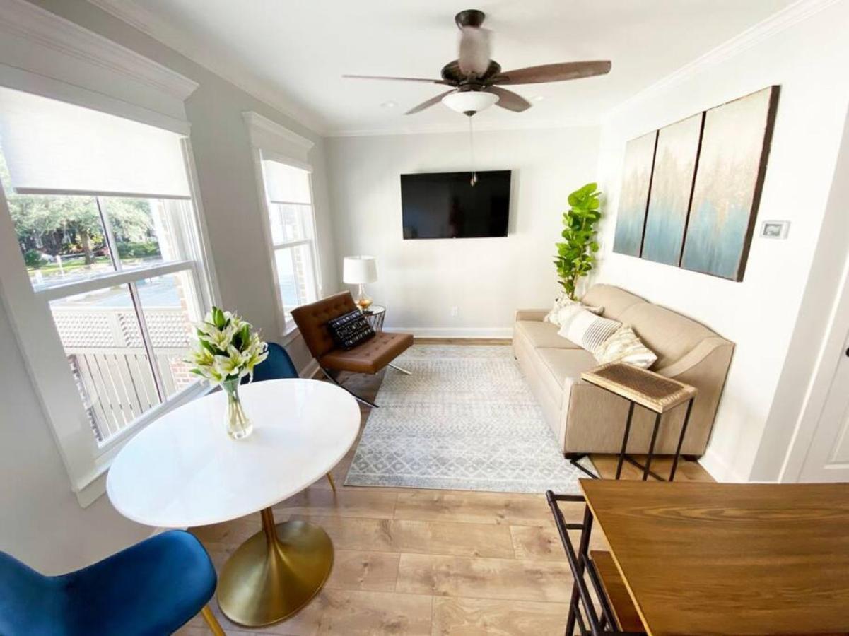 Magnolia Estate In Downtown Holiday home *