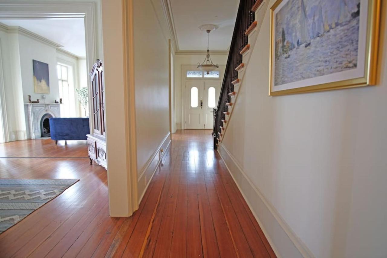Holiday home Historic Hamilton House