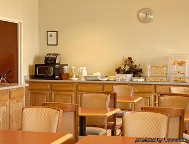 Baymont By Wyndham Savannah/garden 3*