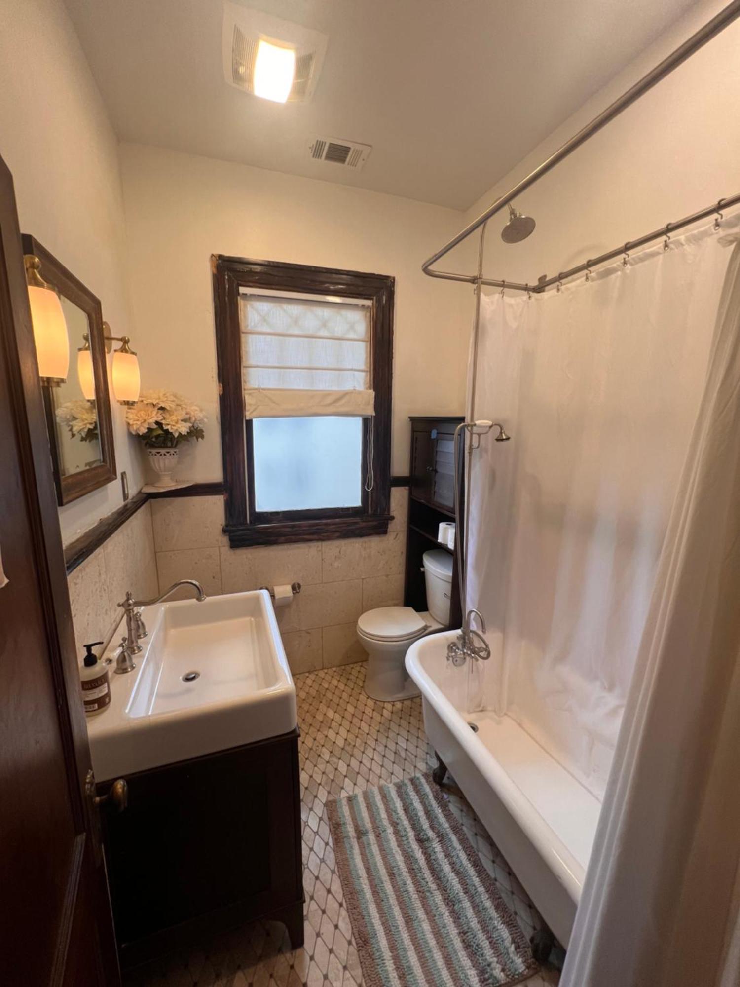 5 Bedroom Downtown Ga