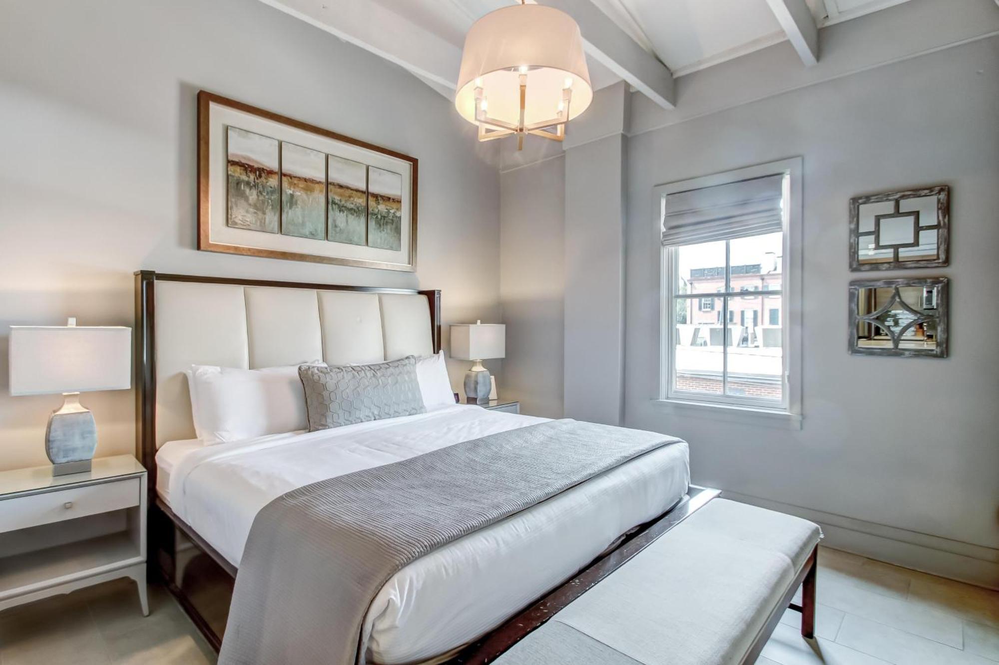Parker's Collection - 4 Bedroom * Savannah