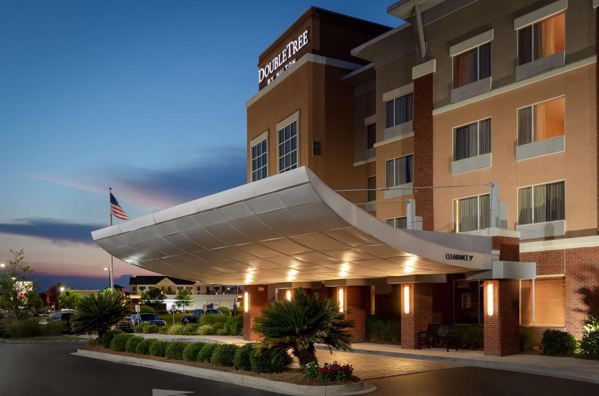Hotel Doubletree By Hilton Airport Savannah