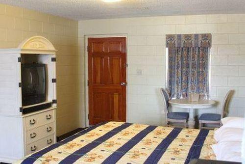And Port Area Hotel