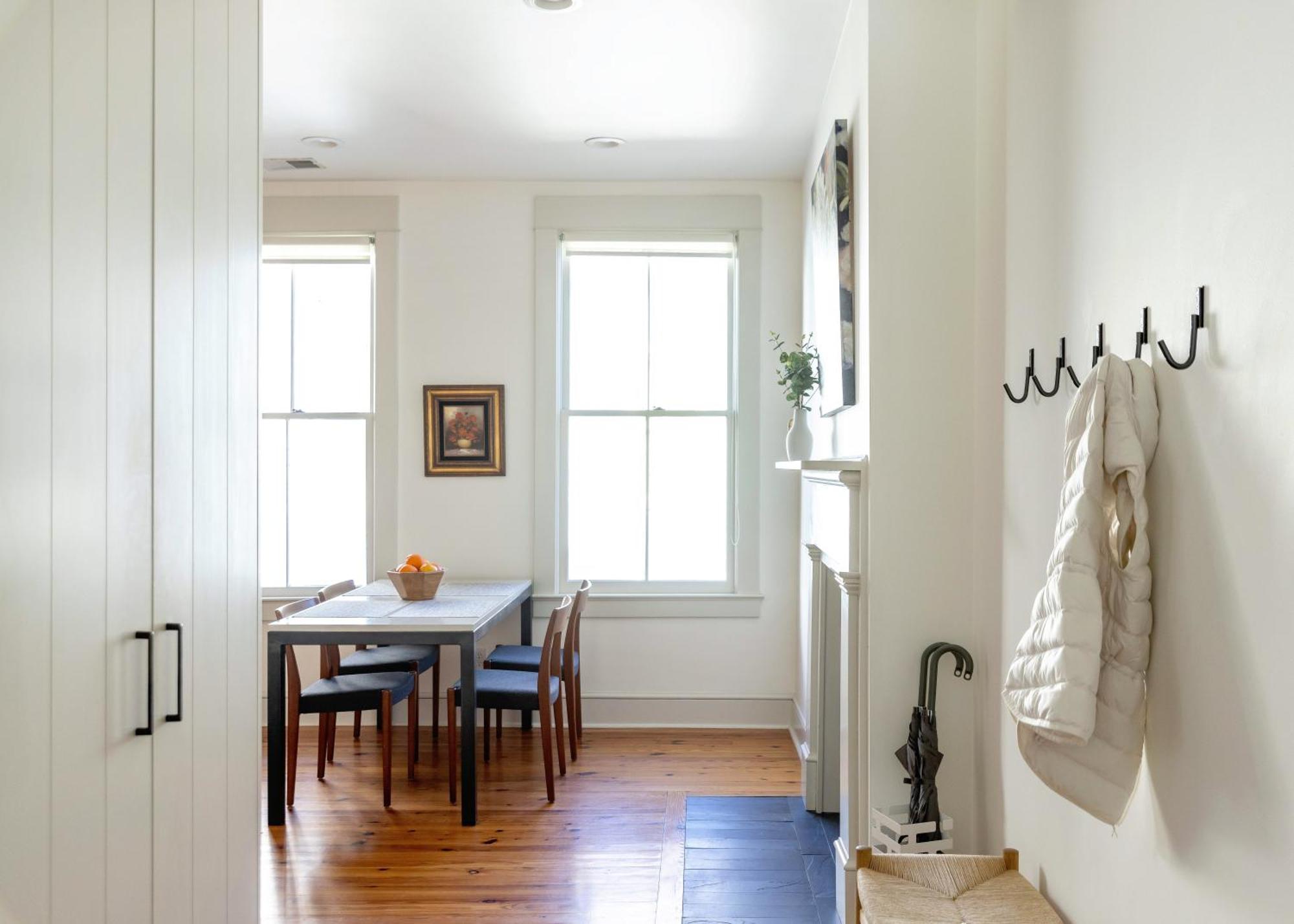 2 King Bedrooms-Luxury On Historic Crawford Square *