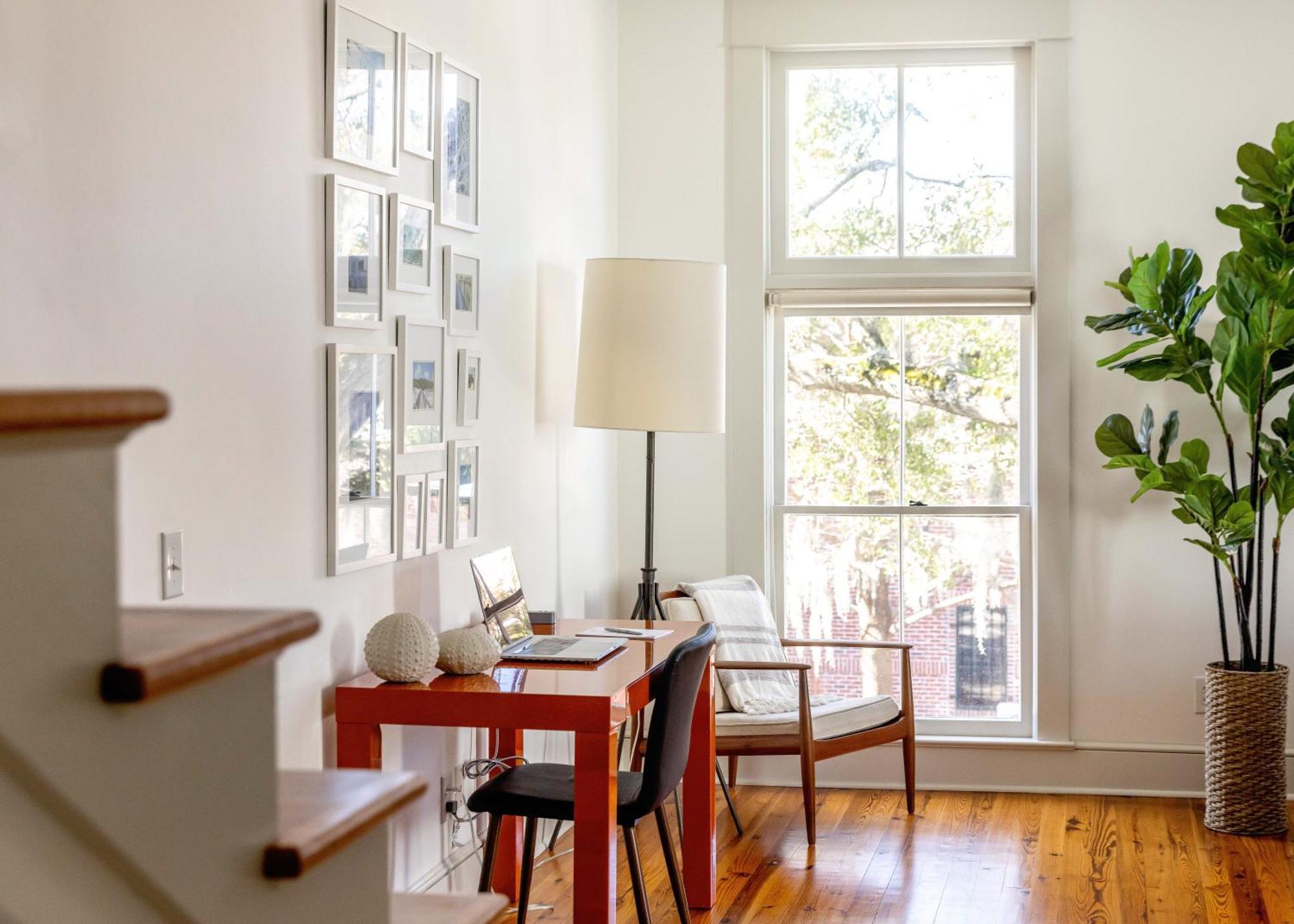 Apartment 2 King Bedrooms-Luxury On Historic Crawford Square