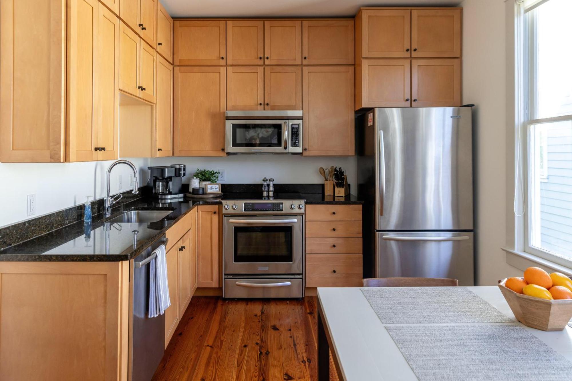 2 King Bedrooms-Luxury On Historic Crawford Square Apartment *