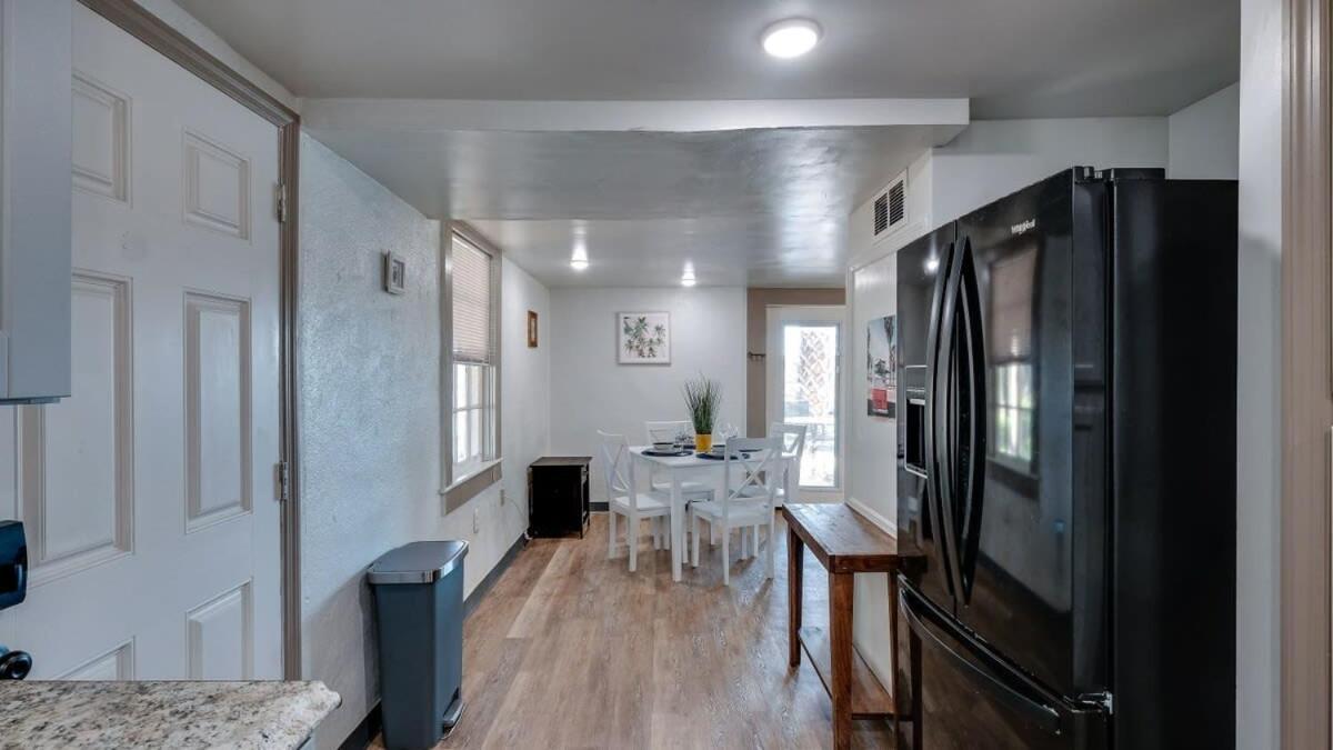 Retro Rainbow At Herb River- Orange Oasis #1 Apartment *