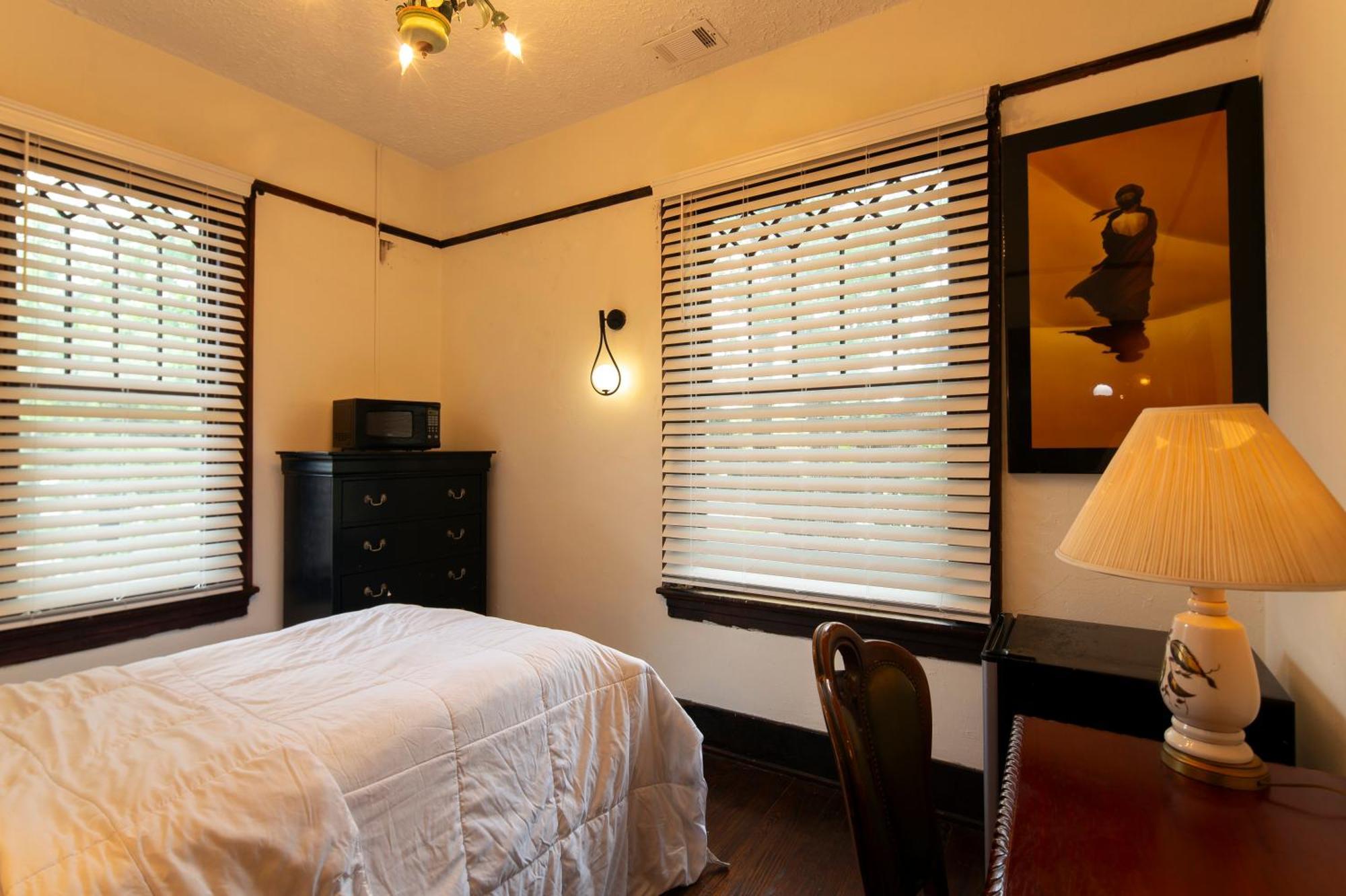 5 Bedroom Downtown Ga Homestay Savannah