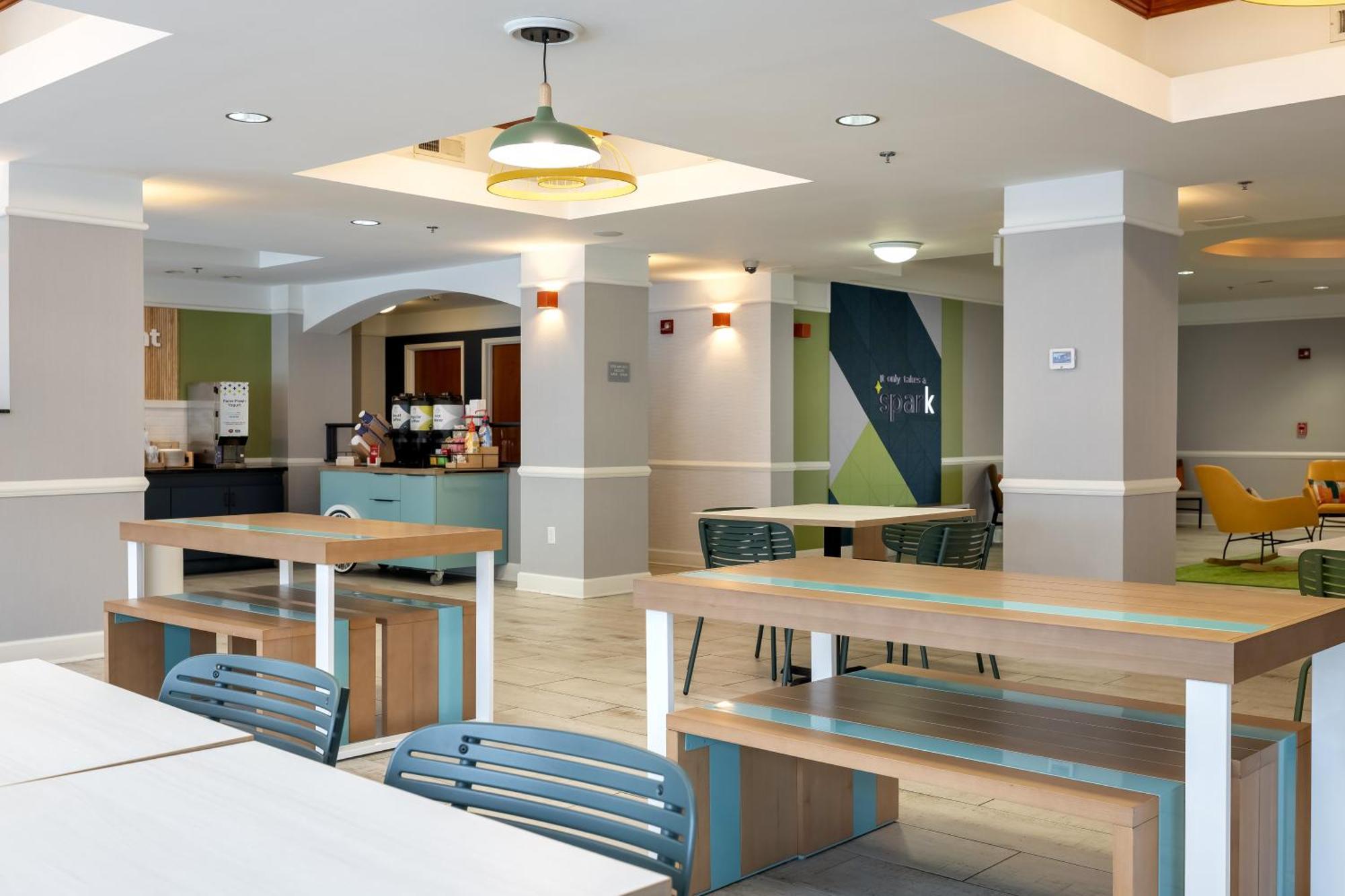 Spark By Hilton Airport Hotel Savannah