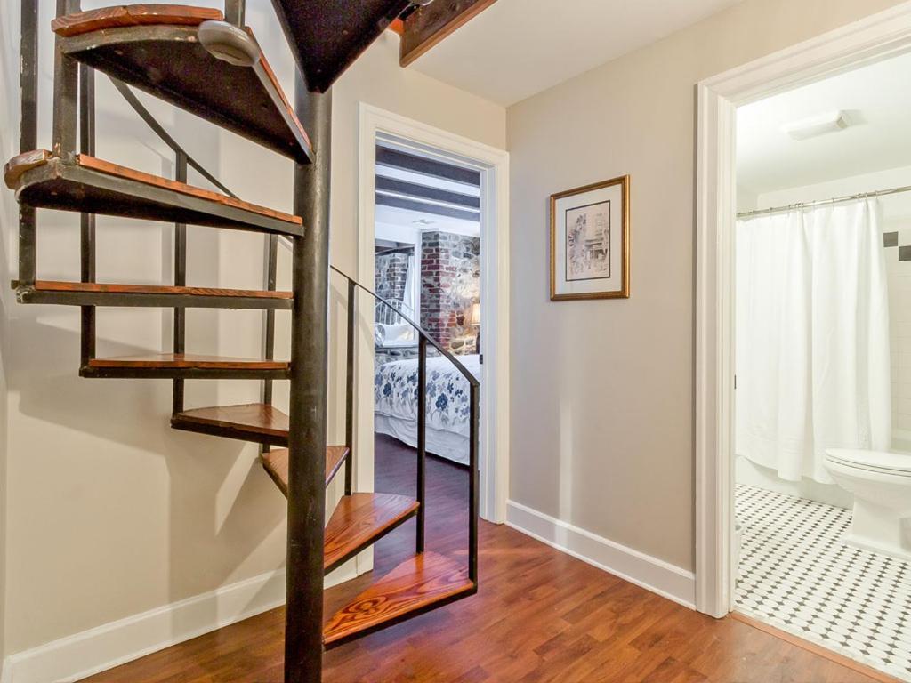 Habersham 2 Apartment *