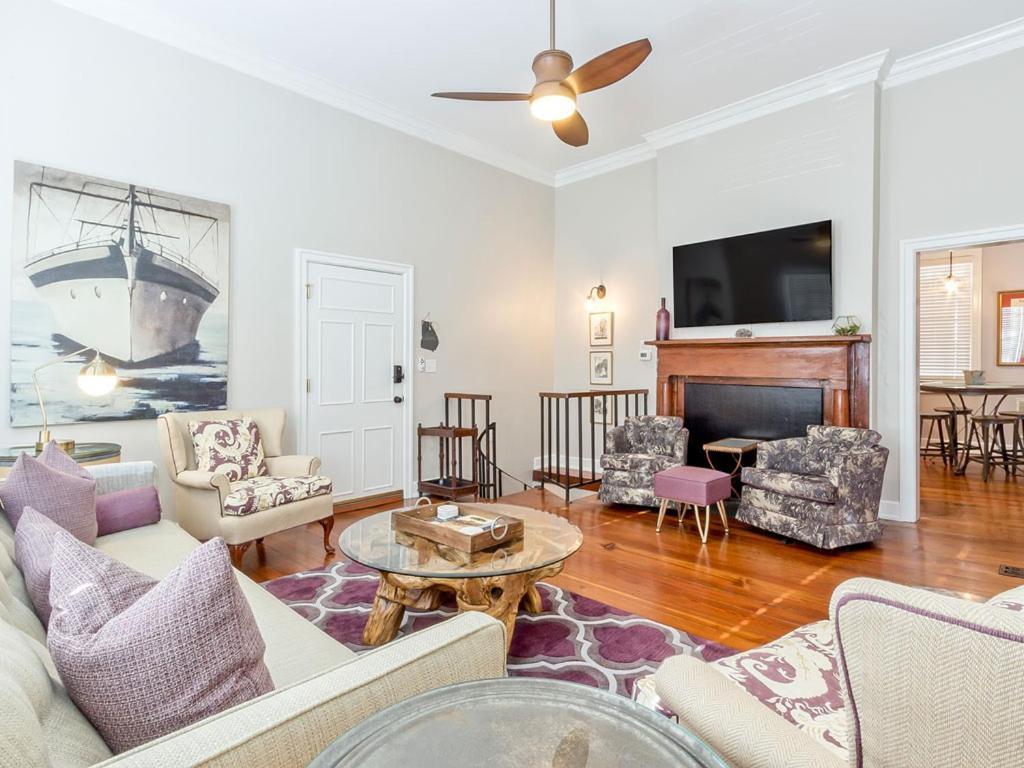Habersham 2 Apartment *