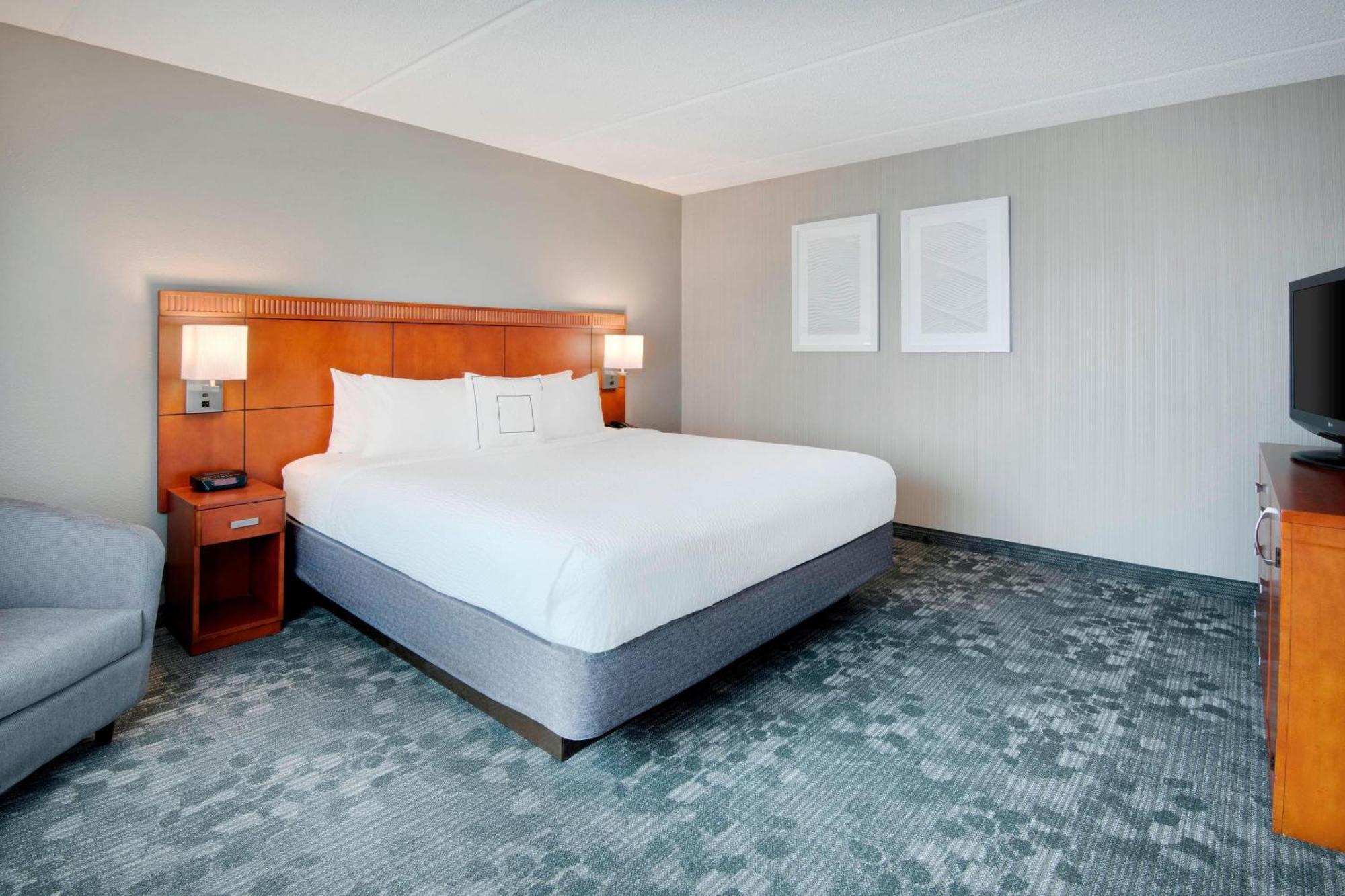 Hotel Courtyard By Marriott Midtown