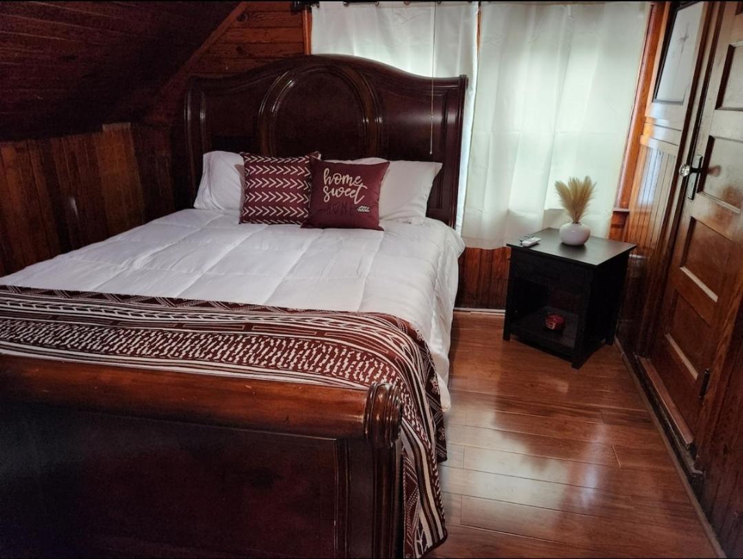 Apartment The - 2 Bedroom 1 Ba Near Downtown