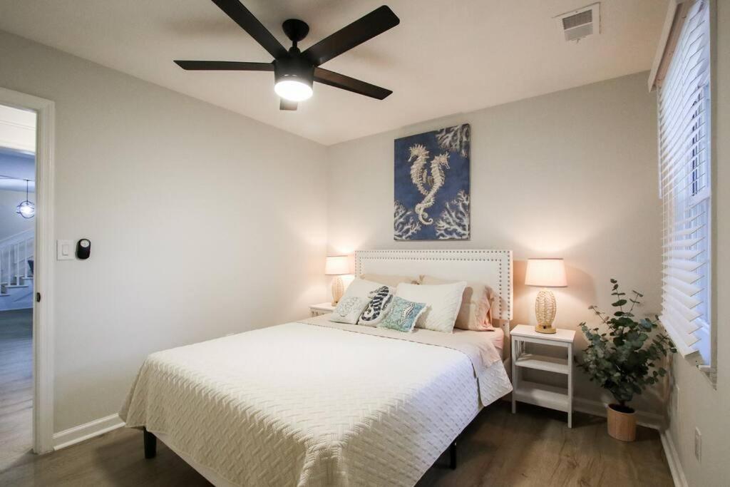 Apartment The Pooler Playhouse Game And 6 Bedrooms *