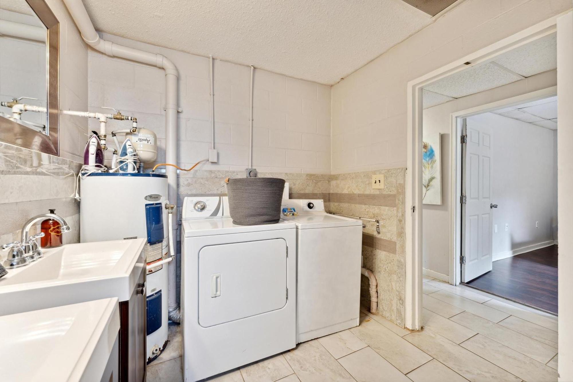 1215 Jefferson St Holiday home *