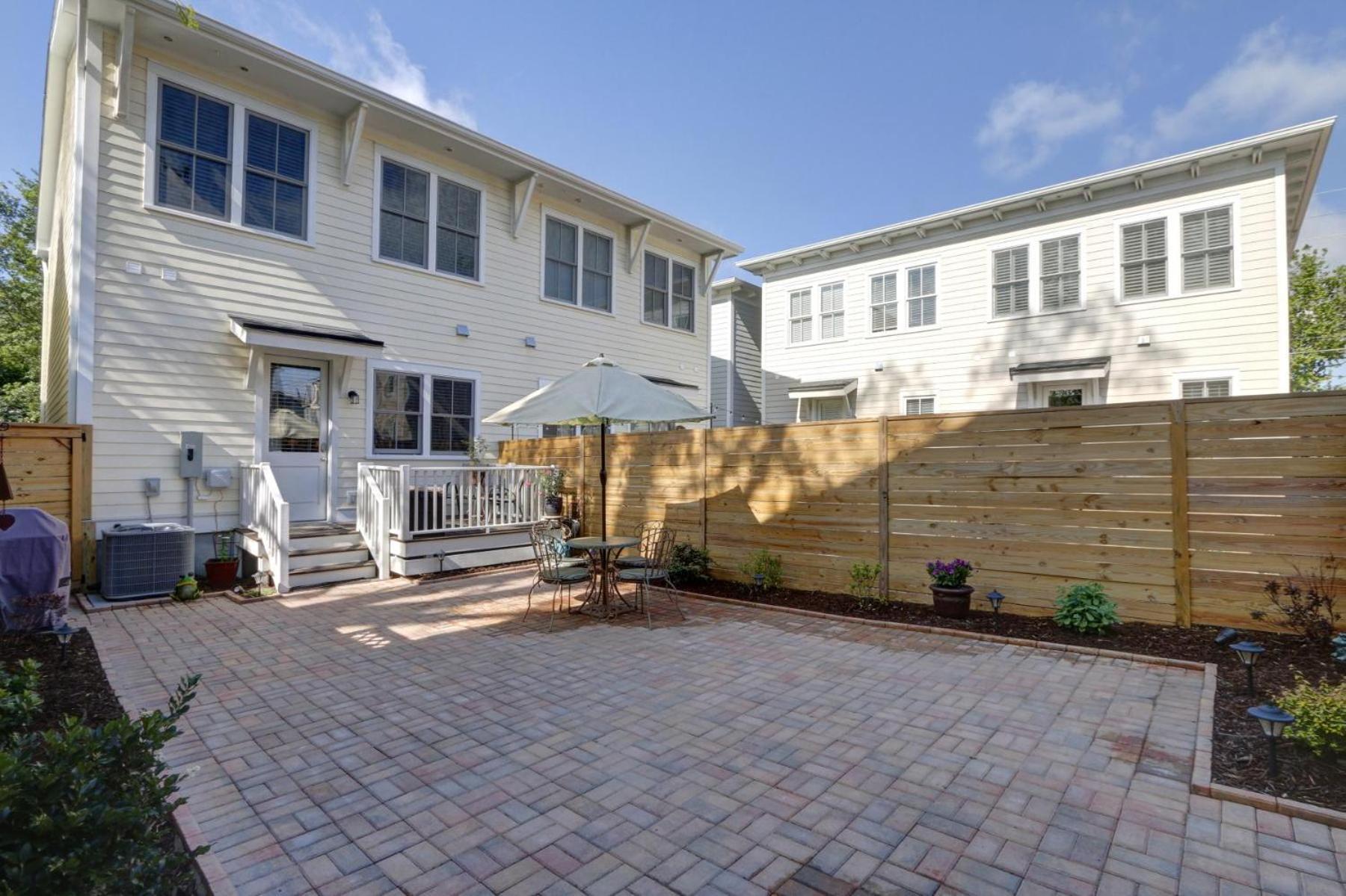 Holiday home 504 E Gwinnett *