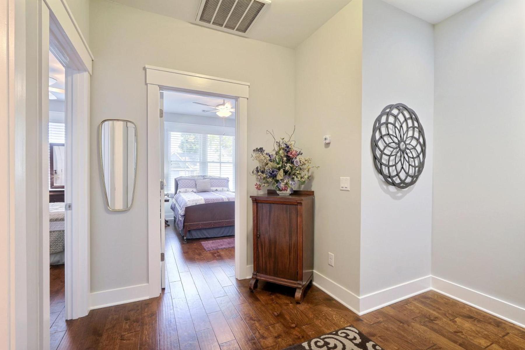 504 E Gwinnett Holiday home Savannah