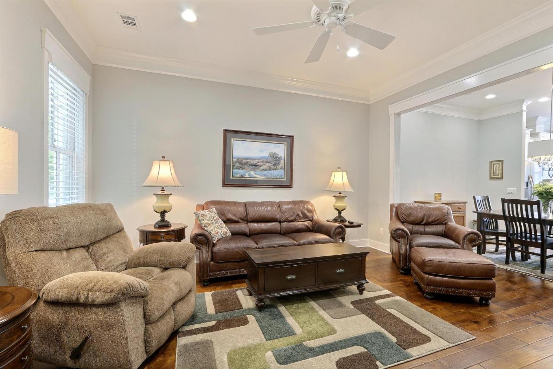 504 E Gwinnett