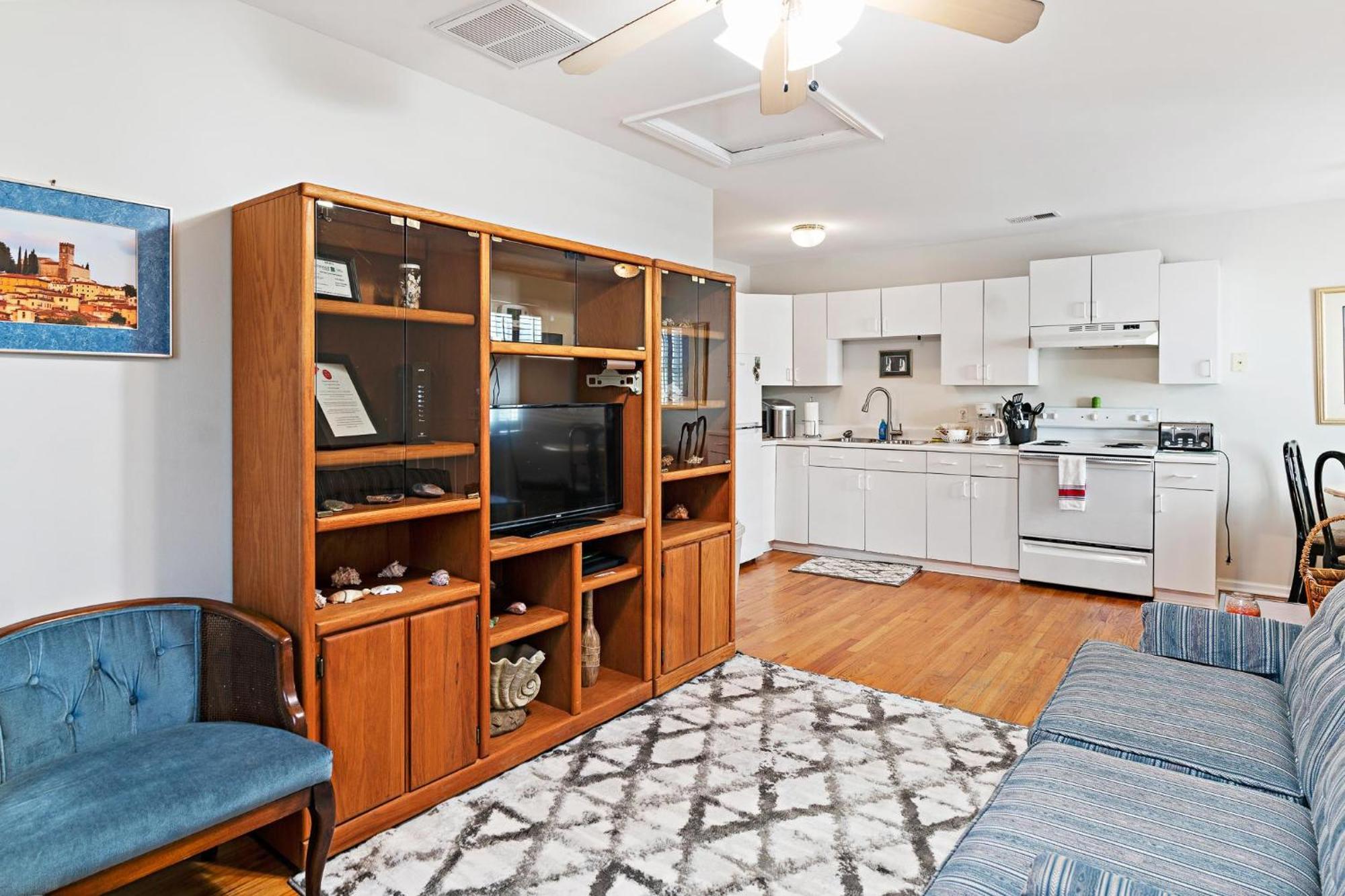 535 E Liberty Lane Carriage House Holiday home Savannah