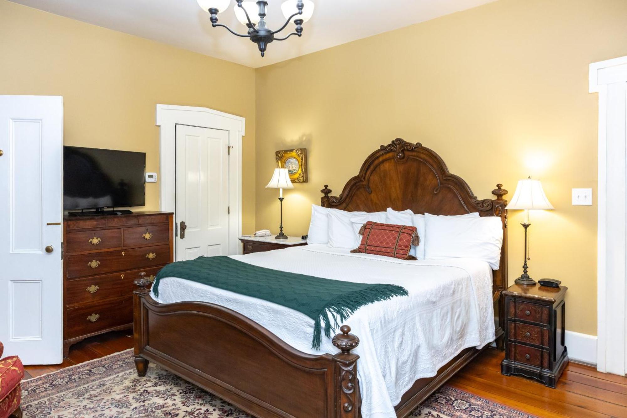 Eliza Thompson House, Historic Of Collection (adults Only) Bed & Breakfast 4*