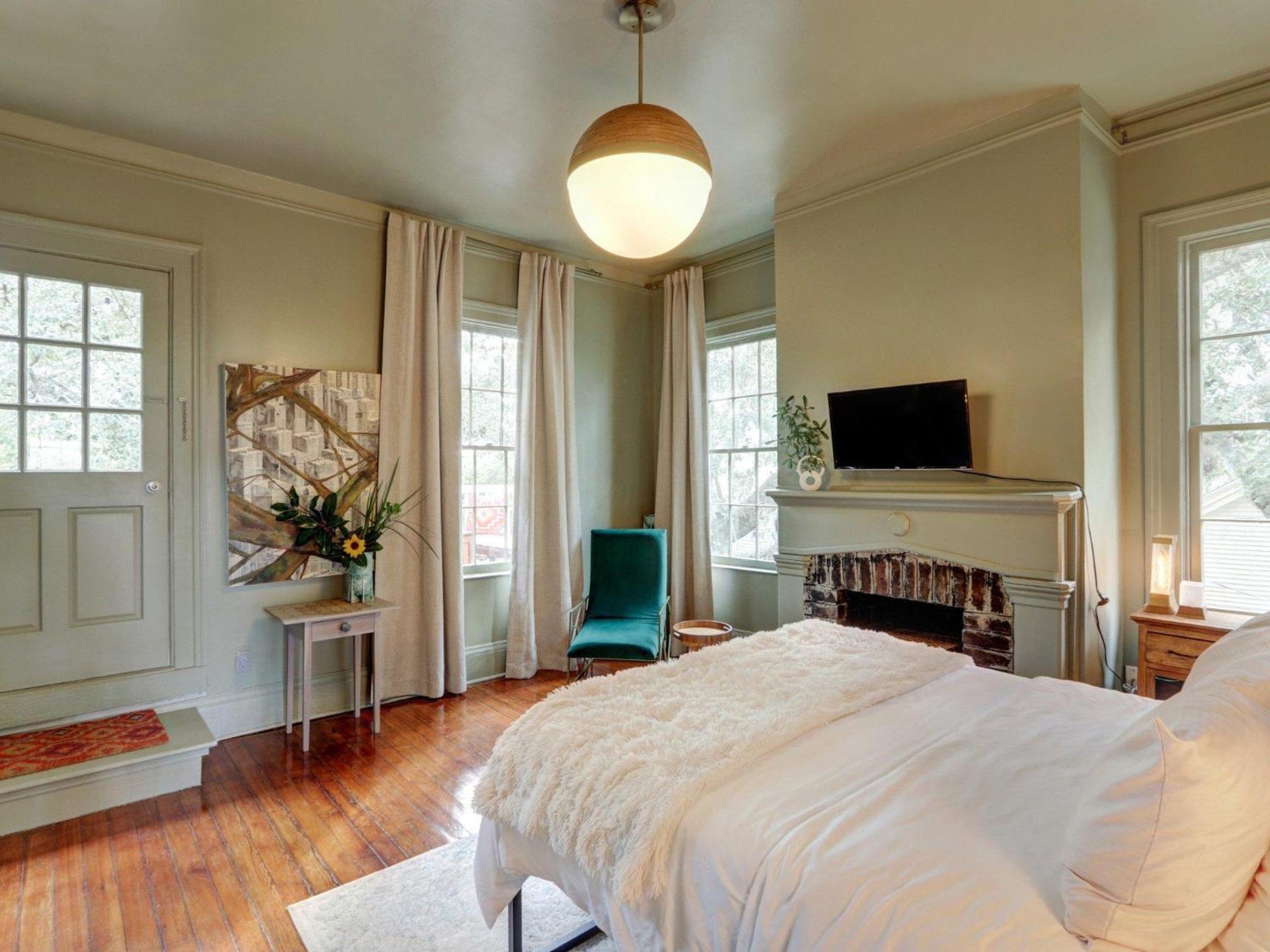 Park Avenue Treehouse *