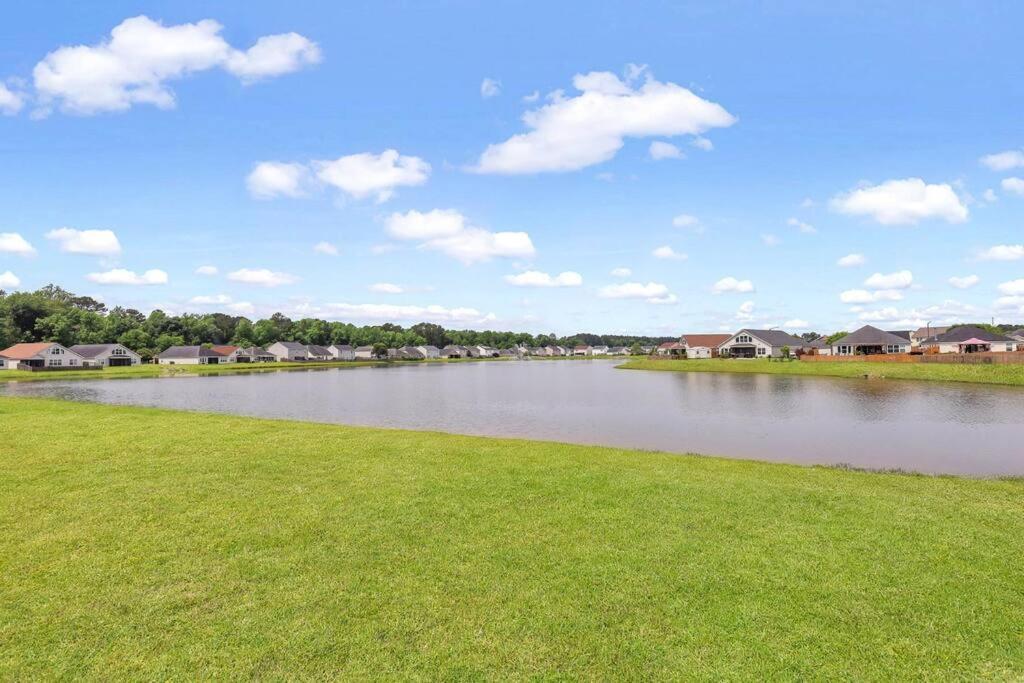 Holiday home Lakeside Group Oasis 19min To Downtown Savannah