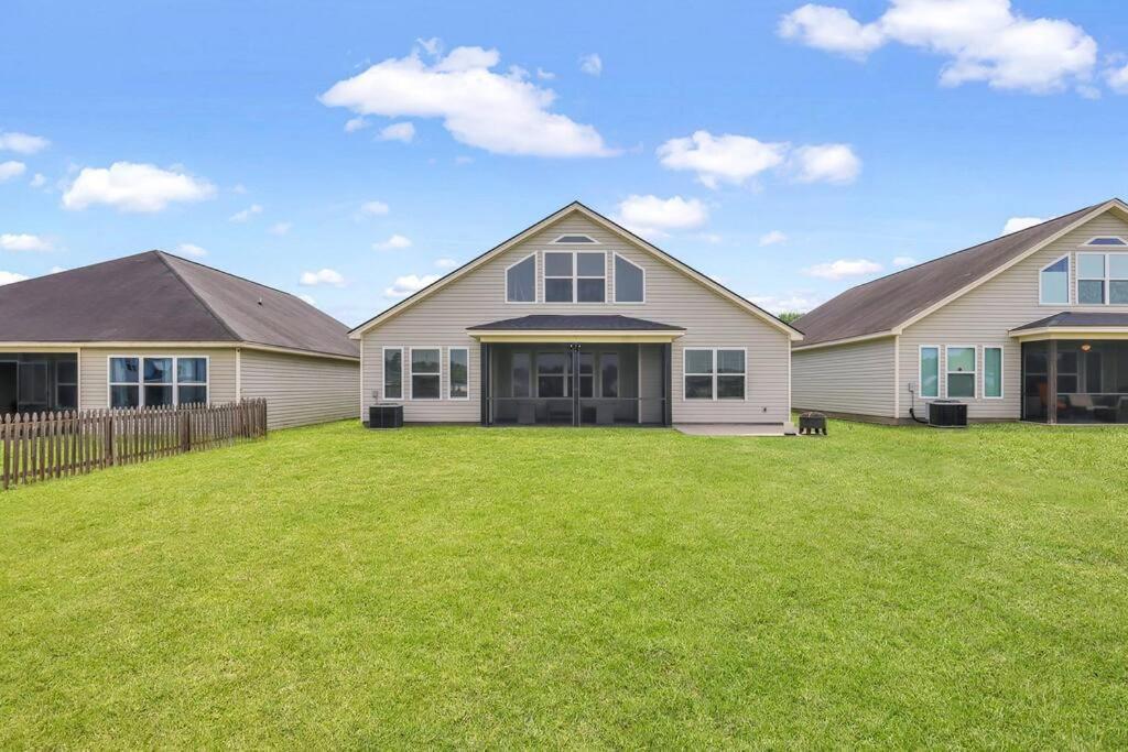 Holiday home Lakeside Group Oasis 19min To Downtown *