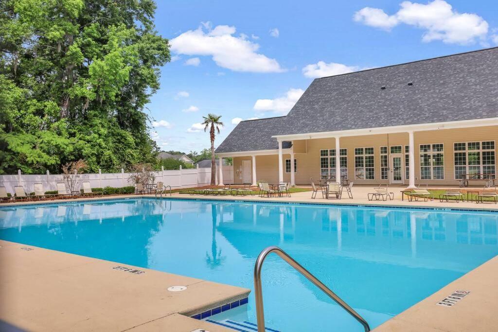Holiday home Lakeside Group Oasis 19min To Downtown